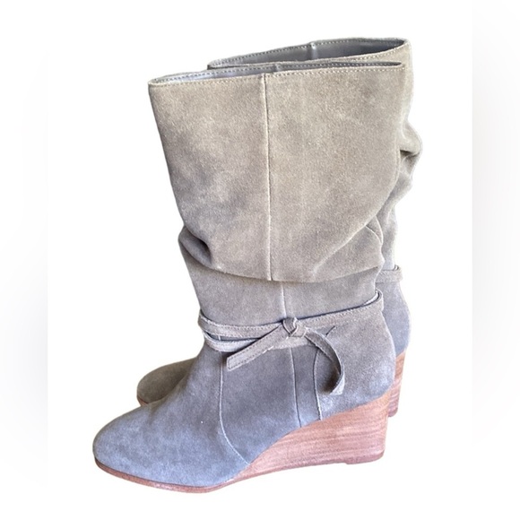 Violet & Red Jordy Gray Suede Wedge Heel Slouchy Mid Calf Women’s Boot Size 8 - Picture 1 of 12
